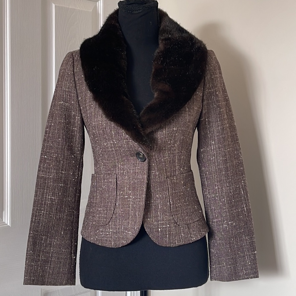 Woman’s Tweed fur blazer
